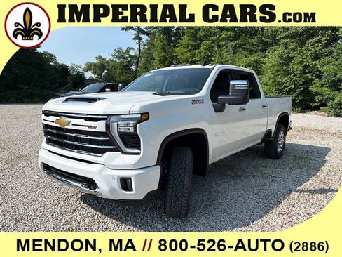 New 2026 Chevrolet Silverado 3500 LT w/ Z71 Chrome Sport Edition AWD/4WD image 5