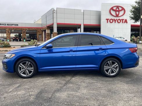 Used 2023 Volkswagen Jetta SE FWD image 8