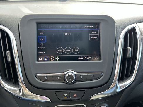 Used 2024 Chevrolet Equinox LT image 15