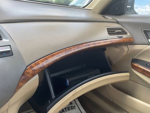 Used 2010 Honda Accord EX-L image 22