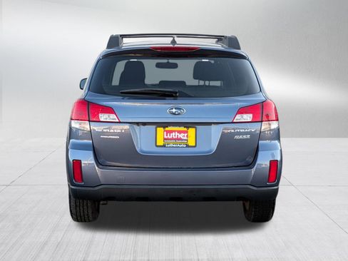 Used 2014 Subaru Outback 2.5i Limited w/ Moonroof Package image 6