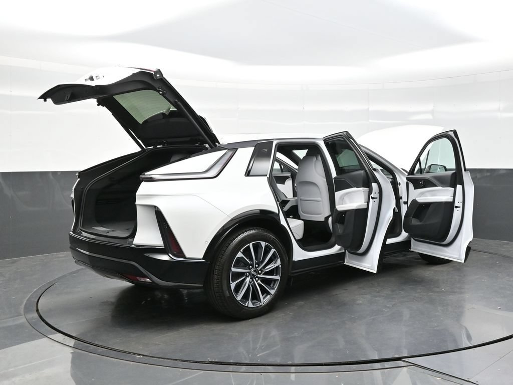Certified 2024 Cadillac Lyriq Sport AWD/4WD image 43