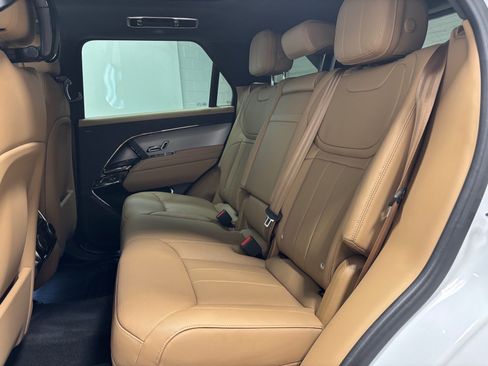 Used 2024 Land Rover Range Rover Sport SE AWD/4WD image 26