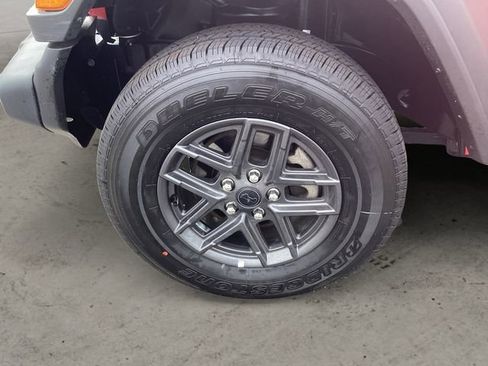 Certified 2025 Jeep Wrangler Unlimited Sport AWD/4WD image 14
