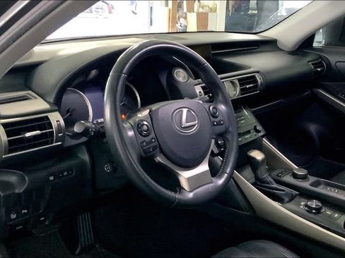 Used 2014 Lexus IS 250 RWD image 7