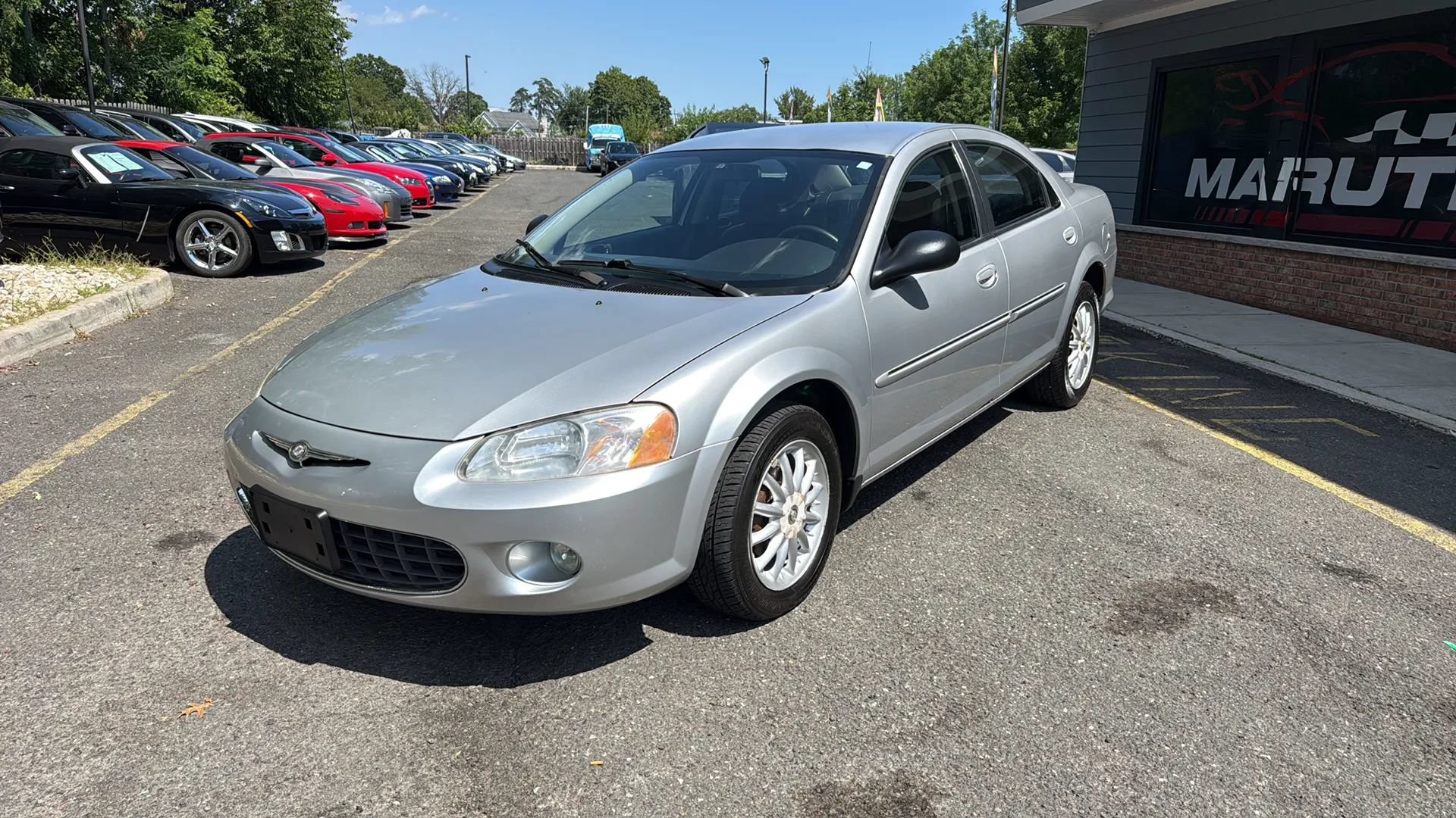 Used 2002 Chrysler Sebring LXi w/ Security Group FWD image 1