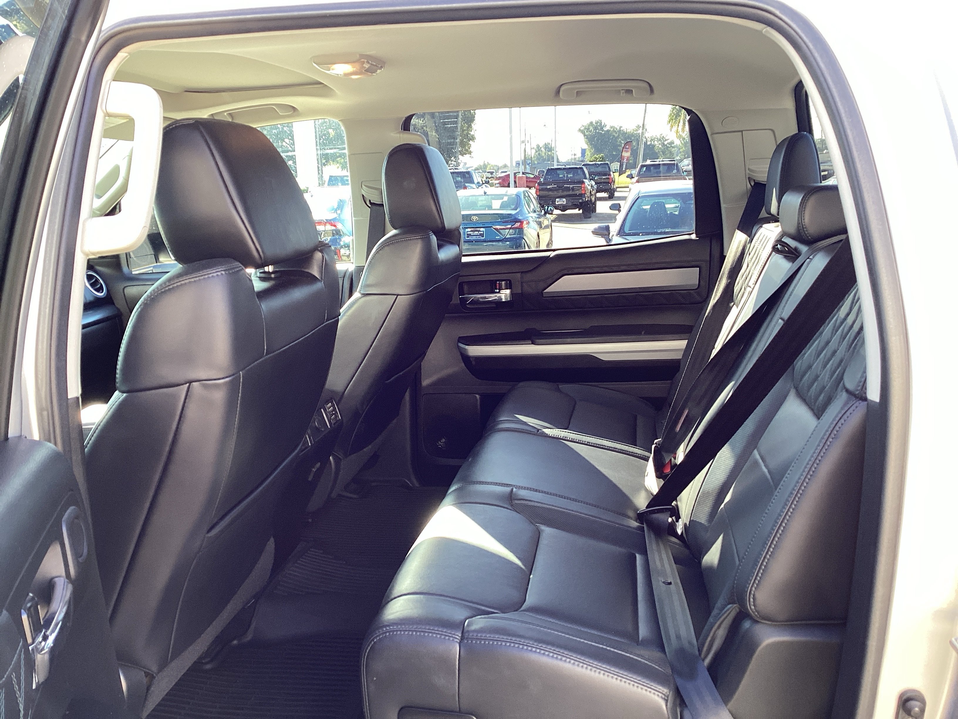 Used 2021 Toyota Tundra Platinum AWD/4WD image 10