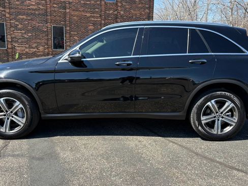 Used 2018 Mercedes-Benz GLC 300 4MATIC image 5