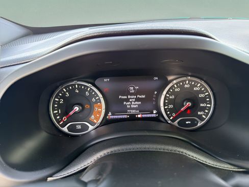 Used 2021 Jeep Renegade Latitude w/ Convenience Group image 19