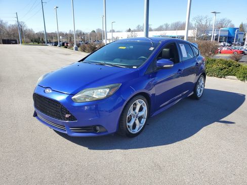 Used 2013 Ford Focus ST image 2
