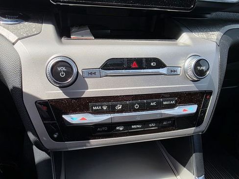 Used 2022 Ford Explorer Timberline image 14