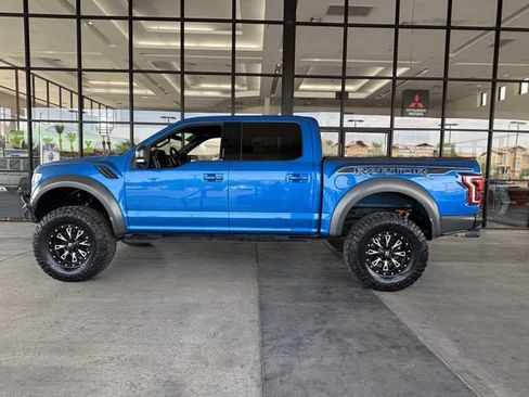 Used 2019 Ford F150 Raptor w/ Equipment Group 802A Luxury AWD/4WD image 2