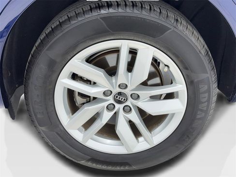 Used 2022 Audi Q5 2.0T Premium w/ Convenience Package image 57