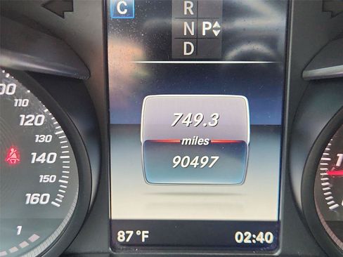 Used 2017 Mercedes-Benz C 300 Sedan image 12