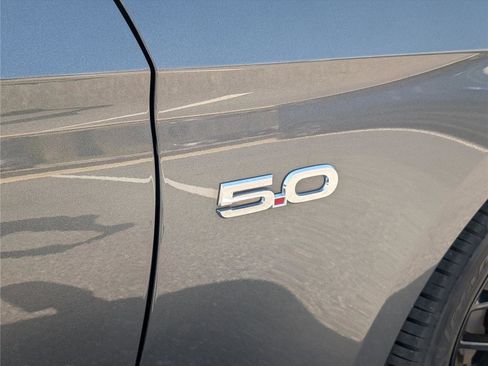 Used 2020 Ford Mustang GT image 9