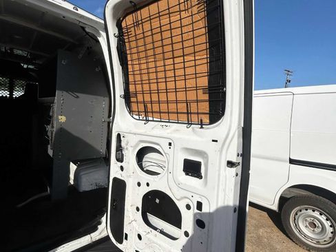 Used 2013 Ford E-150 and Econoline 150 w/ PWR Group image 11