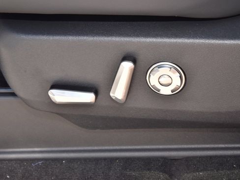 New 2025 Lincoln Navigator Reserve image 45