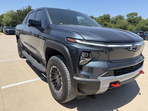 Used 2026 Chevrolet Silverado EV Trail Boss AWD/4WD image 7