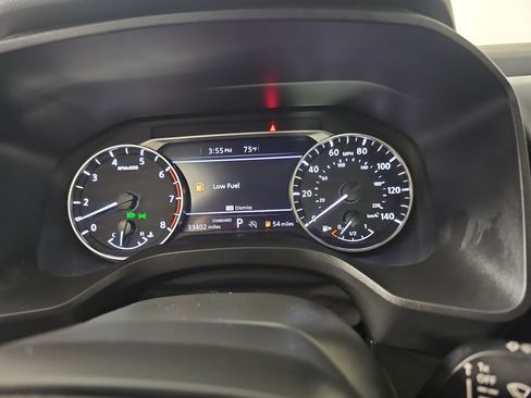 Used 2025 Nissan Rogue SV FWD image 26