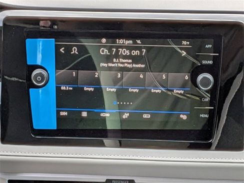 New 2026 Volkswagen Taos SE image 17