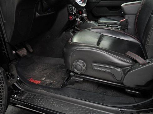 Certified 2021 Jeep Gladiator Rubicon image 44