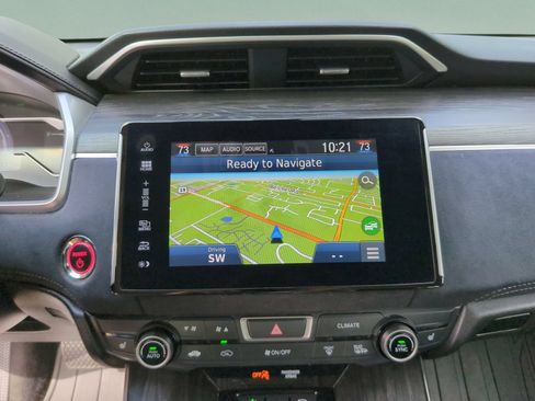 Certified 2018 Honda Clarity Touring image 24