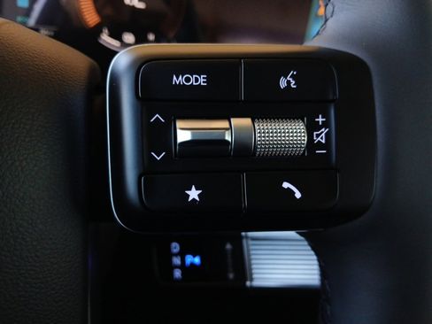 New 2026 Hyundai Santa Fe SE image 17