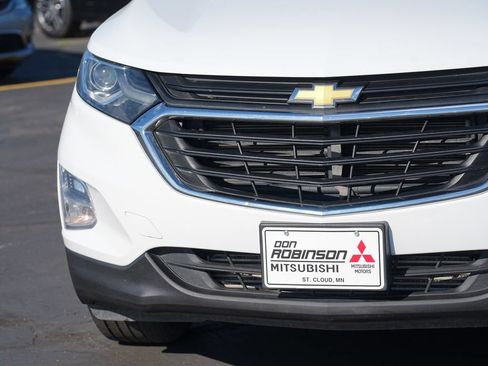 Used 2020 Chevrolet Equinox LS AWD/4WD image 9
