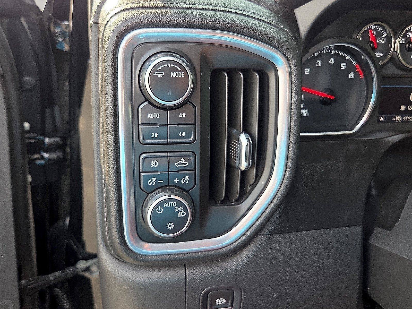 Used 2021 Chevrolet Silverado 1500 LT Trail Boss w/ Convenience Package II AWD/4WD image 23