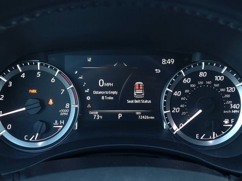 Certified 2023 Toyota Highlander XLE image 26