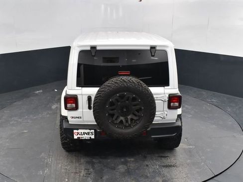 Used 2021 Jeep Wrangler Unlimited Sahara w/ Uconnect 4C Nav & Sound Group image 33