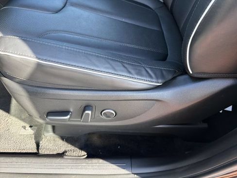 Used 2025 Hyundai Palisade SEL FWD image 35