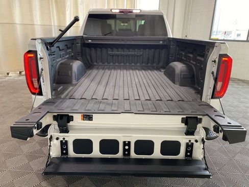 Used 2022 GMC Sierra 1500 Denali w/ Denali Reserve Package AWD/4WD image 42