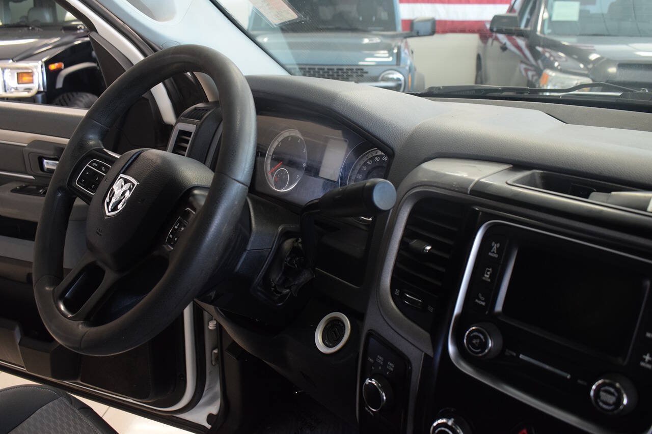 Used 2015 RAM 1500 Tradesman w/ Power & Remote Entry Group AWD/4WD image 25