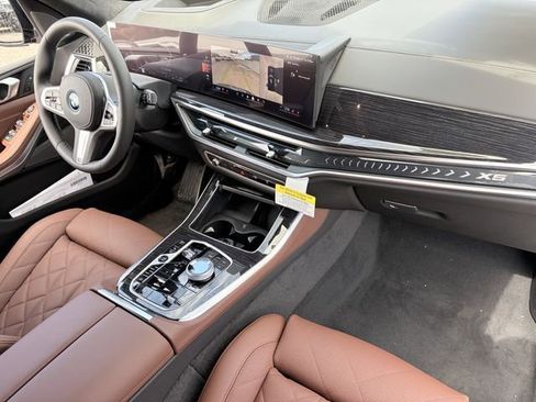 New 2026 BMW X5 xDrive50e w/ Executive Package AWD/4WD image 12