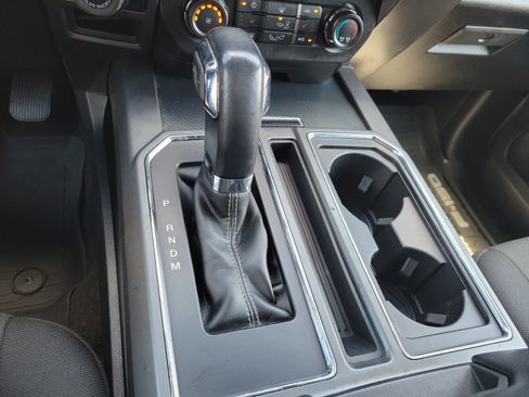 Used 2019 Ford F150 XLT w/ Equipment Group 302A Luxury AWD/4WD image 30