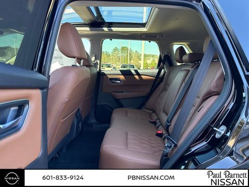 New 2026 Nissan Rogue Platinum image 26