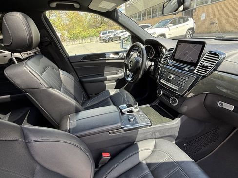 Used 2018 Mercedes-Benz GLS 450 4MATIC image 27