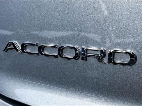 Used 2025 Honda Accord SE image 9