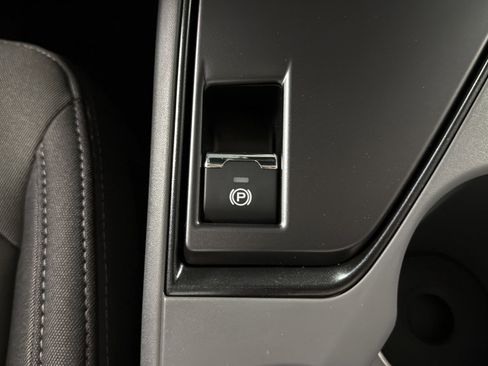 New 2026 Subaru Crosstrek 2.0i Premium AWD/4WD image 39