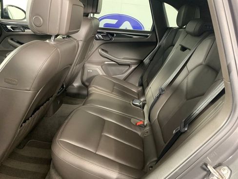 Used 2018 Porsche Macan S AWD/4WD image 32