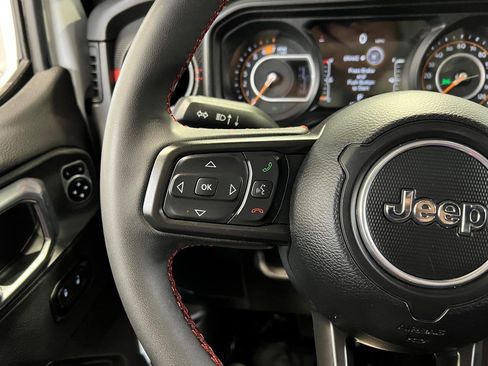 Certified 2024 Jeep Wrangler Unlimited Rubicon image 37