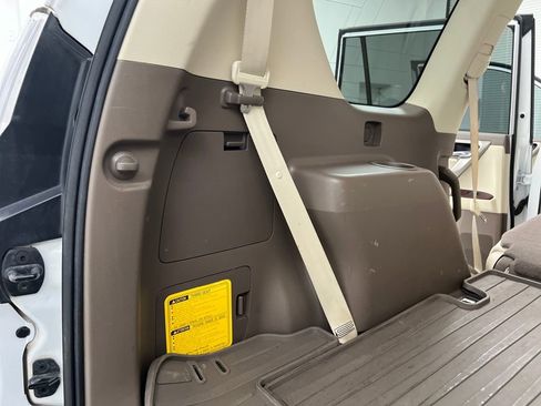 Used 2018 Lexus GX 460 Premium image 36