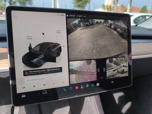 Used 2023 Tesla Model Y Long Range AWD/4WD image 14