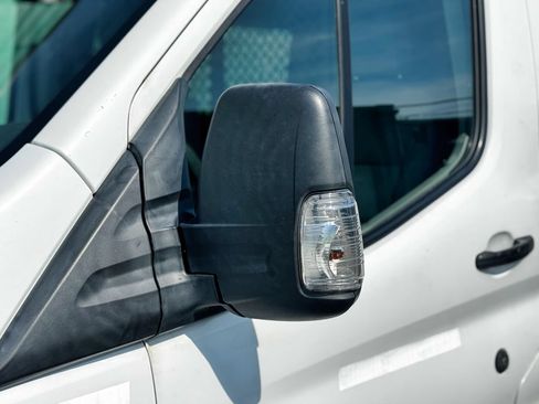 Used 2018 Ford Transit 250 130 Low Roof RWD image 22