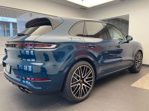 New 2026 Porsche Cayenne AWD/4WD image 6