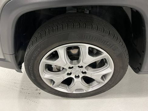 Used 2022 Jeep Compass Limited AWD/4WD image 8