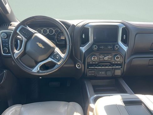 Used 2021 Chevrolet Silverado 1500 LTZ AWD/4WD image 14