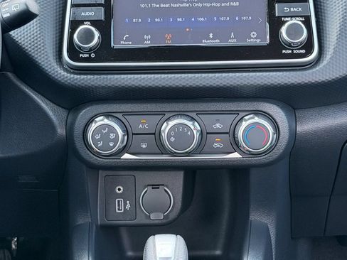 Used 2024 Nissan Kicks S FWD image 18