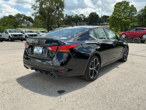 Used 2026 Nissan Altima 2.5 SR FWD image 4